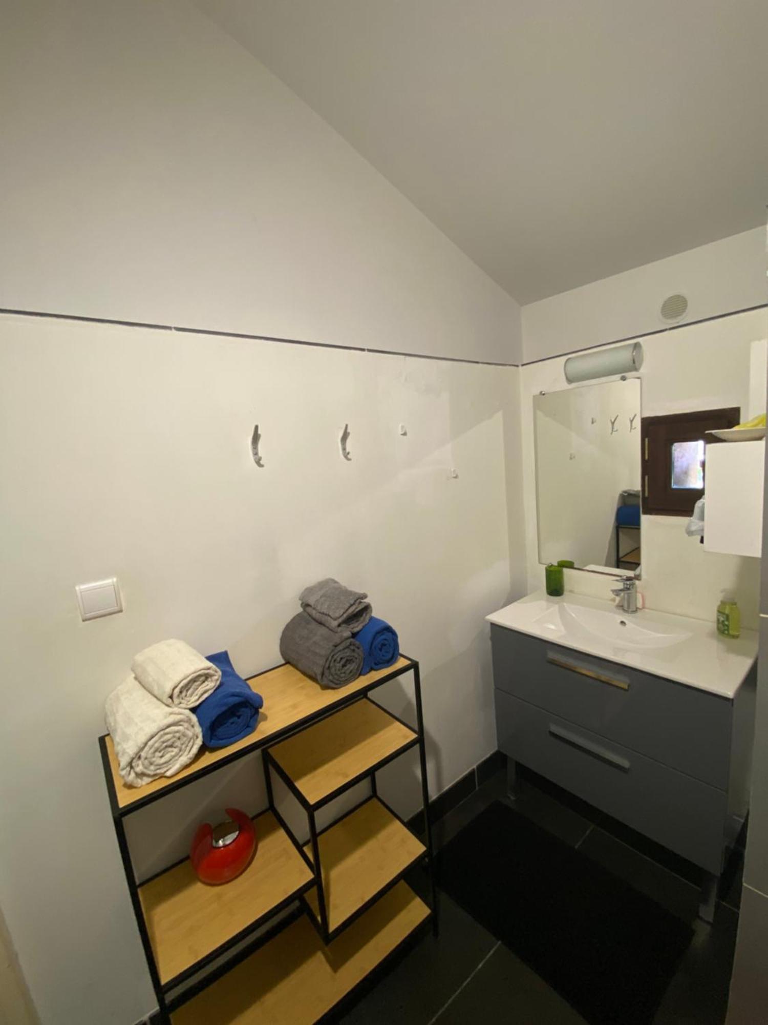 Location Gite 4 Personnes Mazeres - La Petite Maison Bagian luar foto